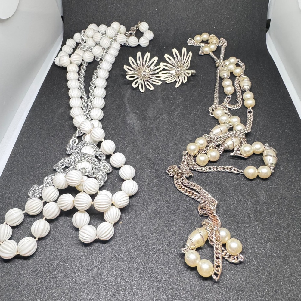 Sarah Coventry 2 Necklace and 1 pair Earring lot Beaded Silver Tone Vintage